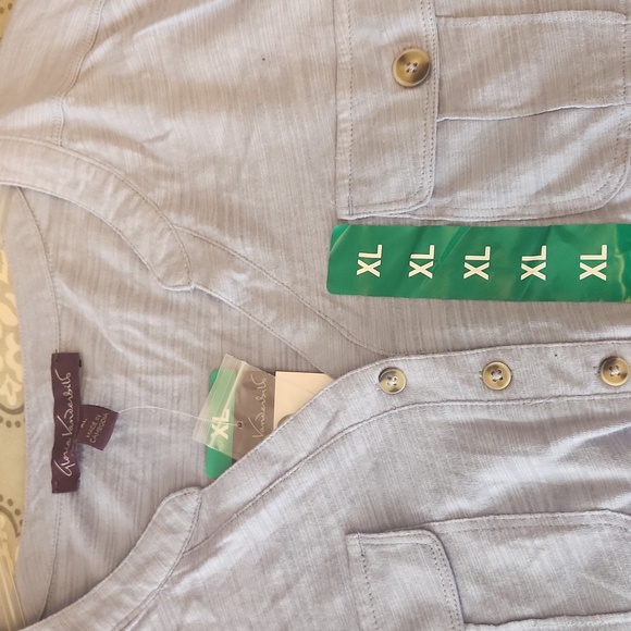 Tunic - Picture 2 of 4